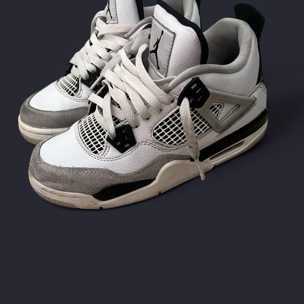 Jordan 4